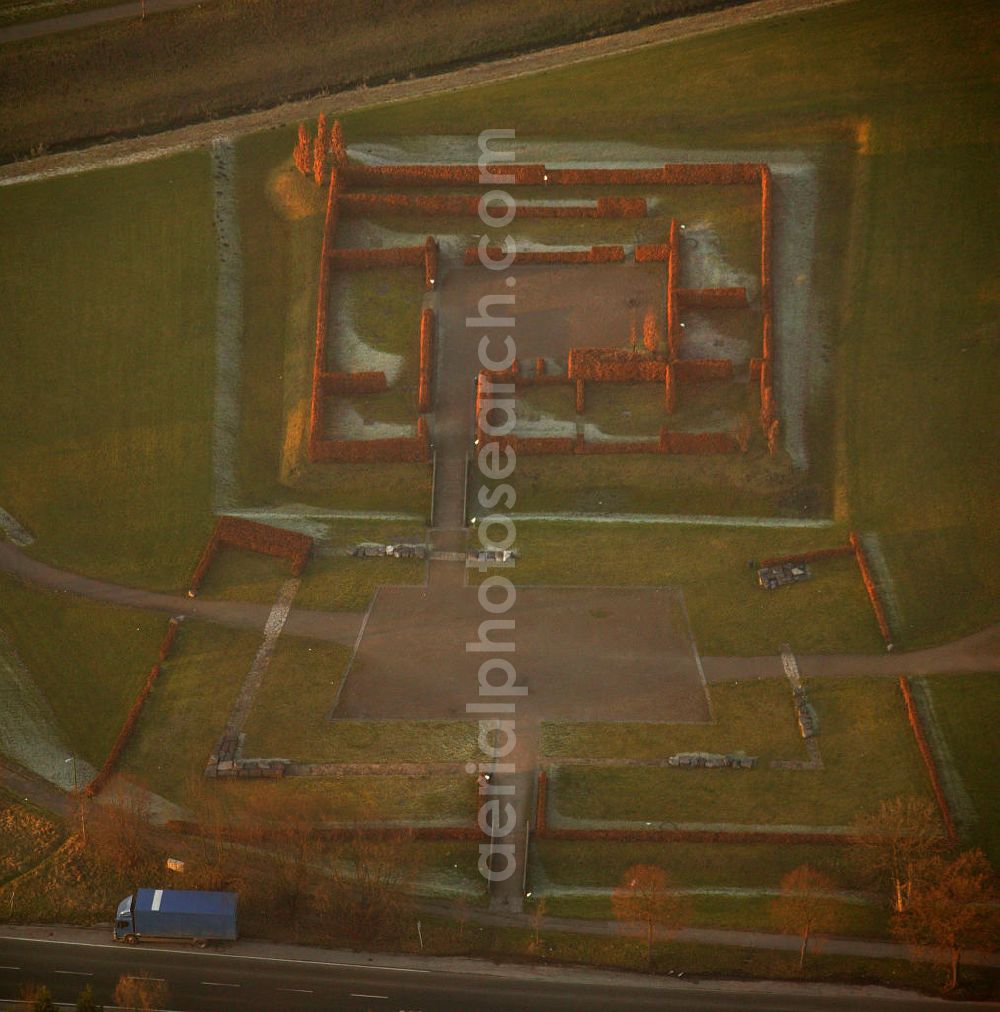 Aerial photograph Castrop-Rauxel - Blick auf die Grundrisse der Burganlage Henrichenburg.