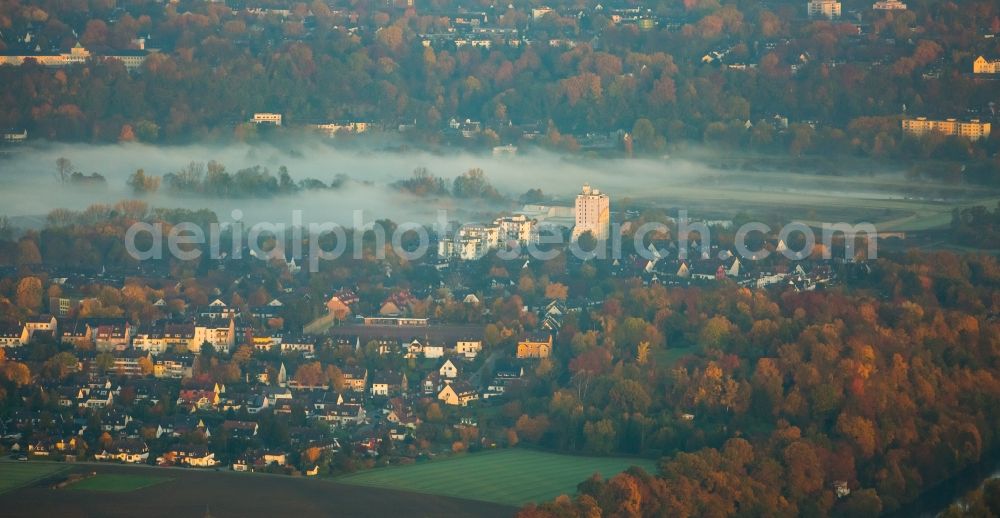 Aerial photograph Überruhr-Holthausen - Autumn and morning atmosphere in Ueberruhr-Holthausen in the state of North Rhine-Westphalia