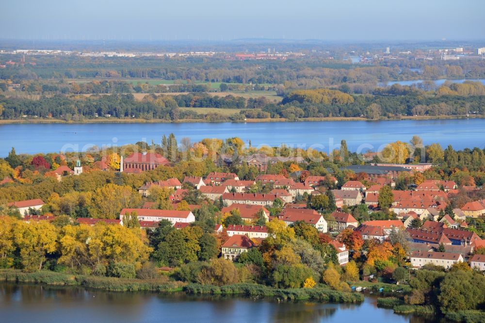 Brandenburg Havel from above - Autumn view of the district Kirchmöser and the surrounding Wend lake and Plauer lake in Brandenburg upon Havel in the federal state Brandenburg