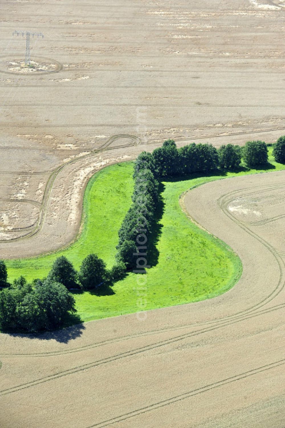 Aerial photograph Blankenhagen - Herbstlandschaft / Felder in der Nähe von Blankenhagen. Autumn landscape in the near of the city Blankenhagen.