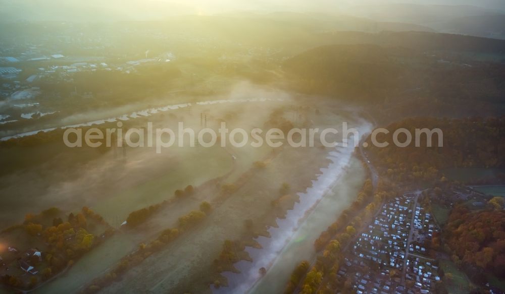 Hattingen from the bird's eye view: Curved loop of the riparian zones on the course of the river Ruhrbogen in Hattingen in the state North Rhine-Westphalia