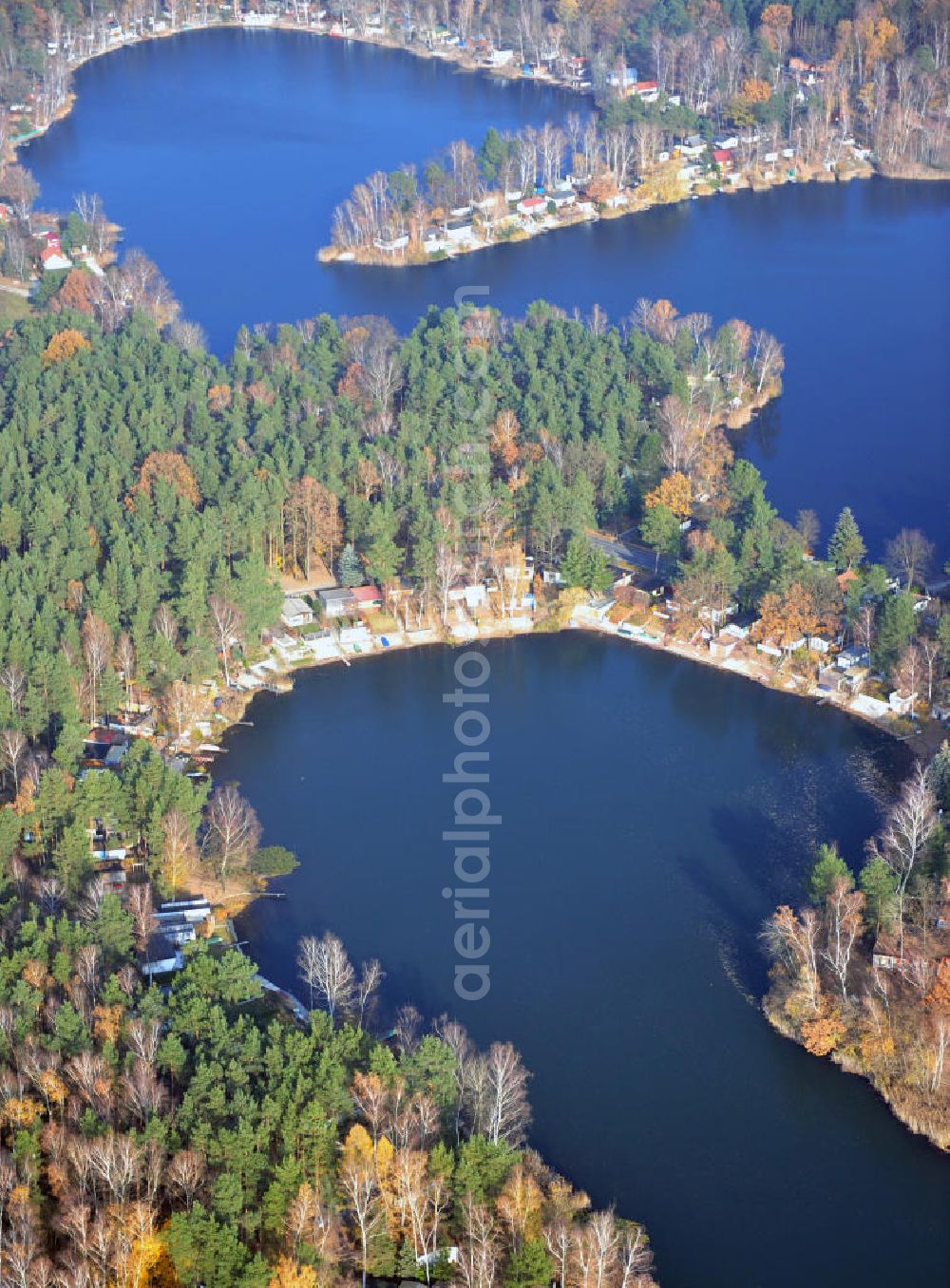 Schönborn OT Lindena from the bird's eye view: Herbstlandschaft mit See / Hauptsee im Naturpark Niederlausitzer Heidelandschaft bei Lindena. Autumn landscape with forest lake close by Lindena.