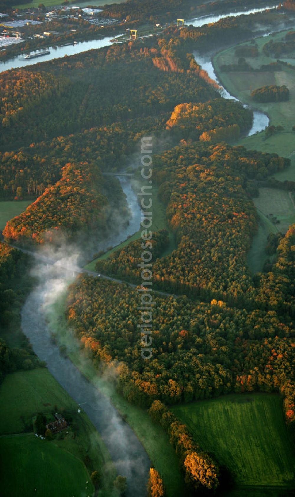 Aerial photograph Dorsten - Sonnenaufgang über der Lippe an der Hervester Dorfstrasse. Sunrise over the river Lippe.