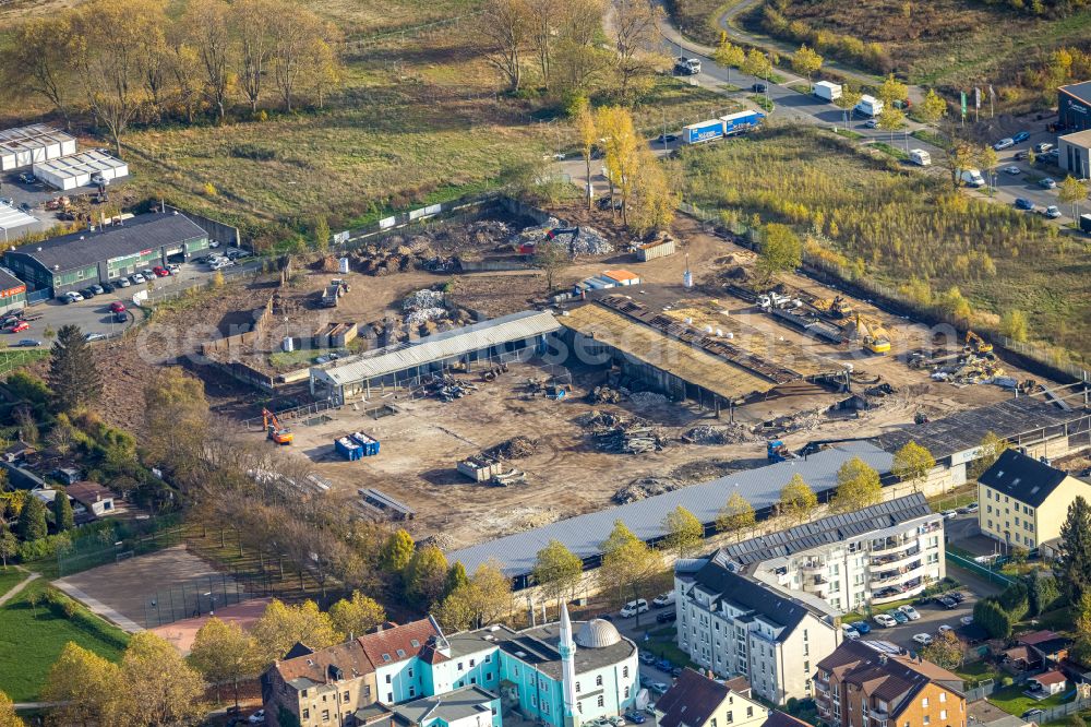 Gelsenkirchen from above - Autumn discolored view of vegetation Demolition work on the former Exarchos site to create a business park on Kesselstrasse in the district of Bulmke-Huellen in Gelsenkirchen in the Ruhr area in the state of North Rhine-Westphalia, Germany