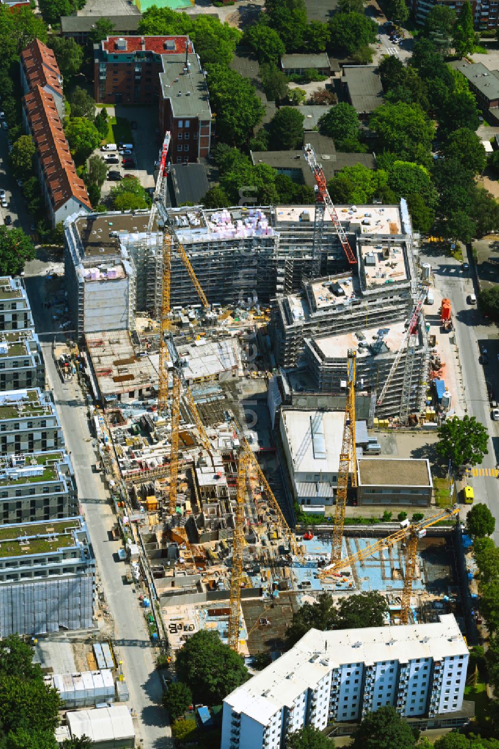 Aerial image Hamburg - Autumnal discolored vegetation view construction site for City Quarters Building on Billhorner Kanalstrasse in the district Rothenburgsort in Hamburg, Germany