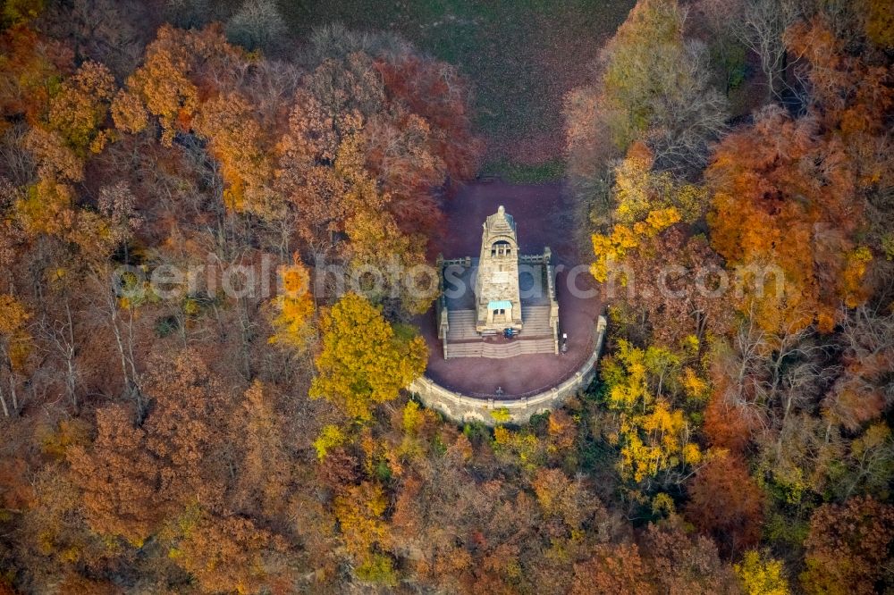 Witten from the bird's eye view: Autumnal discolored vegetation view structure of the observation tower Berger on Wetterstrasse in the district Bommern in Witten in the state North Rhine-Westphalia, Germany