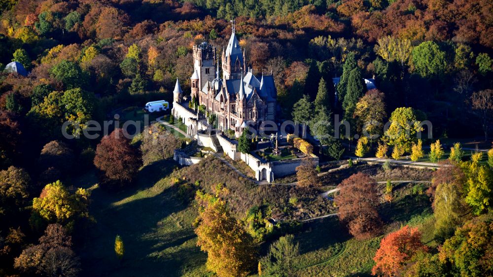 Königswinter from the bird's eye view: Autumnal discolored vegetation view Castle complex on the plateau Schloss Drachenburg on street Drachenfelsstrasse in Koenigswinter in the state North Rhine-Westphalia, Germany