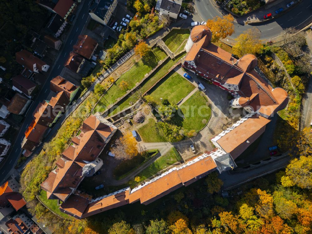 Aerial image Nossen - Autumnal discolored vegetation view castle of Schloss Nossen in Nossen in the state Saxony, Germany