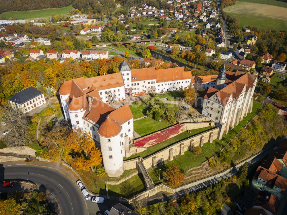 Aerial image Nossen - Autumnal discolored vegetation view castle of Schloss Nossen in Nossen in the state Saxony, Germany