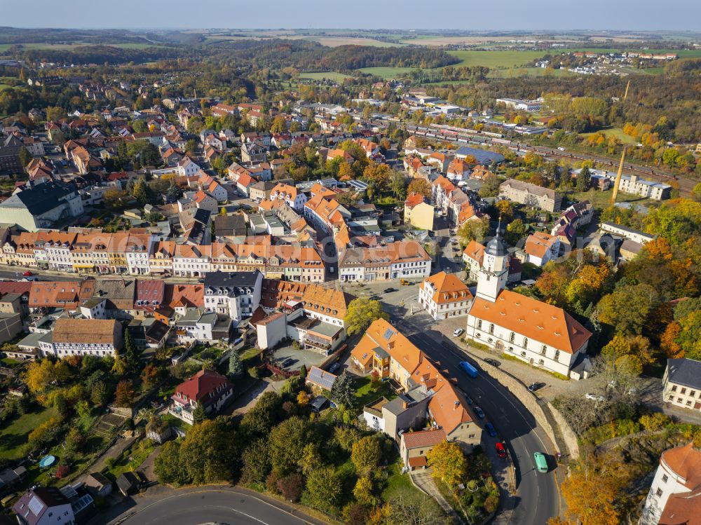 Aerial photograph Nossen - Autumnal discolored vegetation view castle of Schloss Nossen in Nossen in the state Saxony, Germany