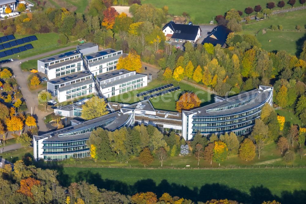 Aerial photograph Gladbeck - Autumnal discolored vegetation view grounds of the IWG Innovationszentrum Wiesenbusch Betriebsgesellschaft mbH in Gladbeck at Ruhrgebiet in the state of North Rhine-Westphalia