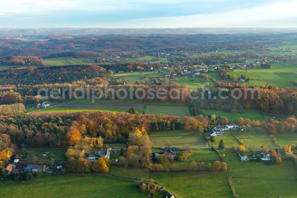 Durchholz from the bird's eye view: Autumnal discolored vegetation view structures of a field landscape in Durchholz in the state North Rhine-Westphalia, Germany