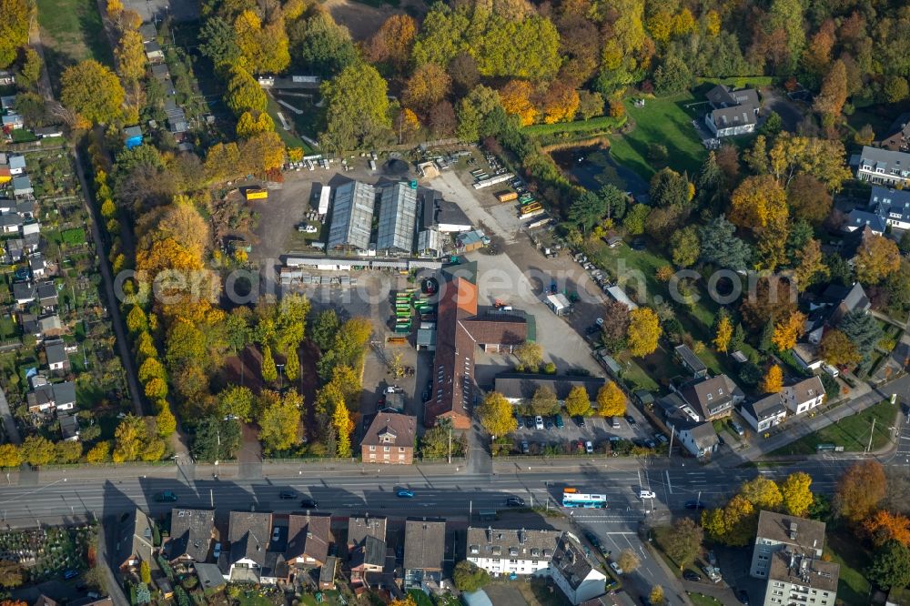 Aerial image Bottrop - Autumnal discolored vegetation view Storage area and building yard of the city administration Bottrop in Bottrop in the federal state North Rhine-Westphalia, Germany