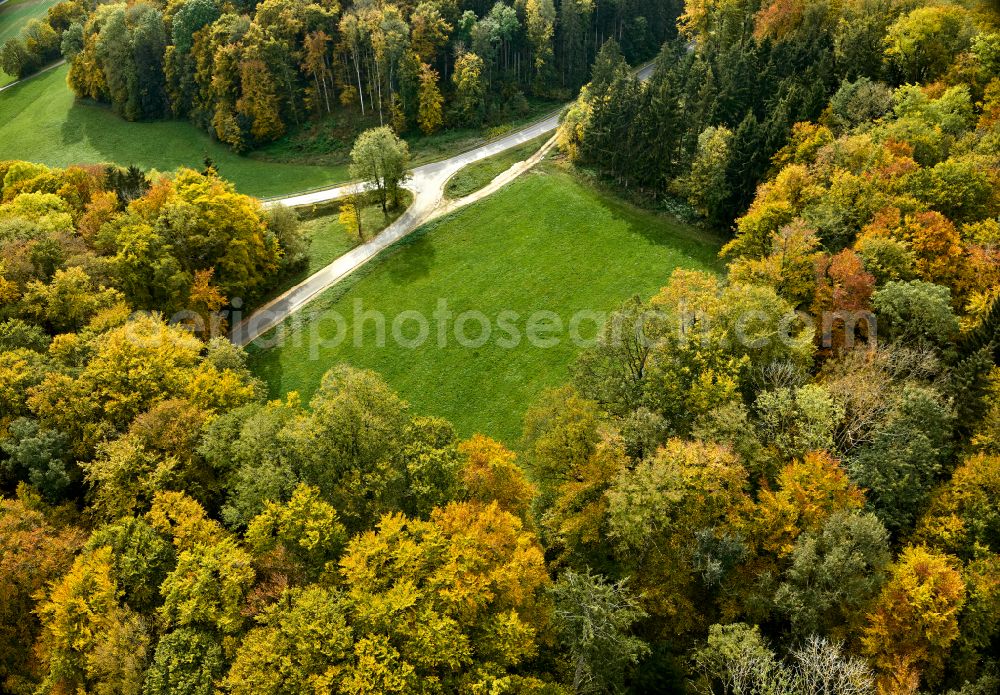 Aerial image Wiesensteig - Autumnal colored vegetation view of deciduous and mixed forest treetops in a forest area on the road Heidentalweg in Wiesensteig Swabian Alb in the state of Baden-Wuerttemberg, Germany