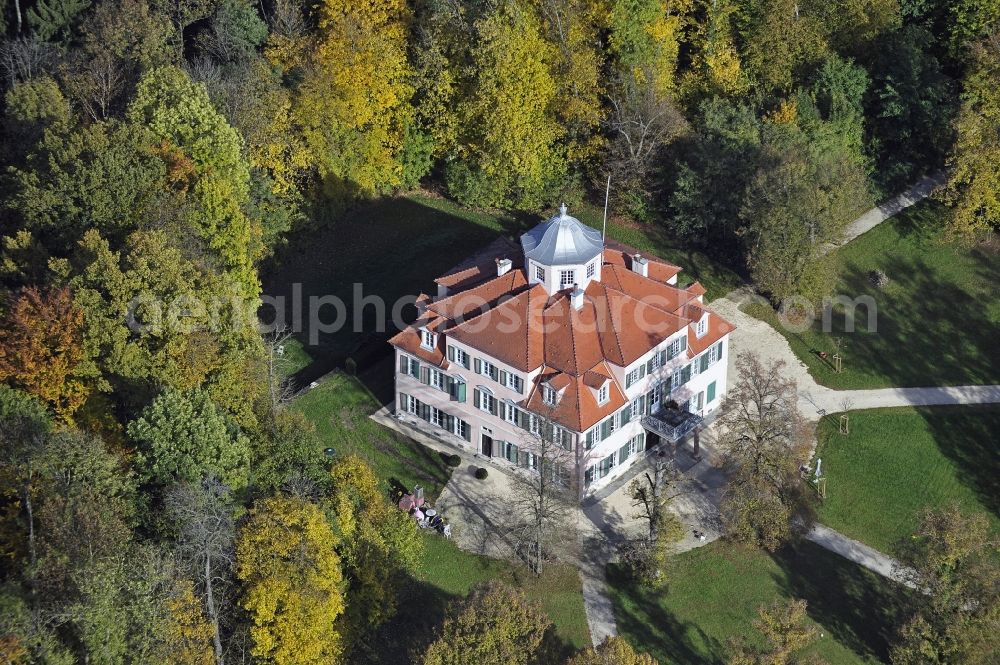 Hechingen from the bird's eye view: Autumnal discolored vegetation view palace Lindich in Hechingen in the state Baden-Wuerttemberg, Germany