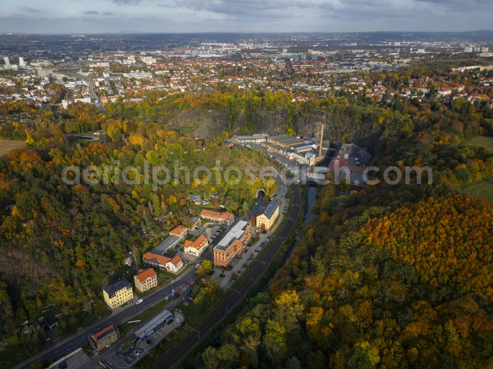 Aerial photograph Dresden - Autumnal colored vegetation view of Plauenscher Grund, renovated industrial buildings in Dresden in the state of Saxony, Germany