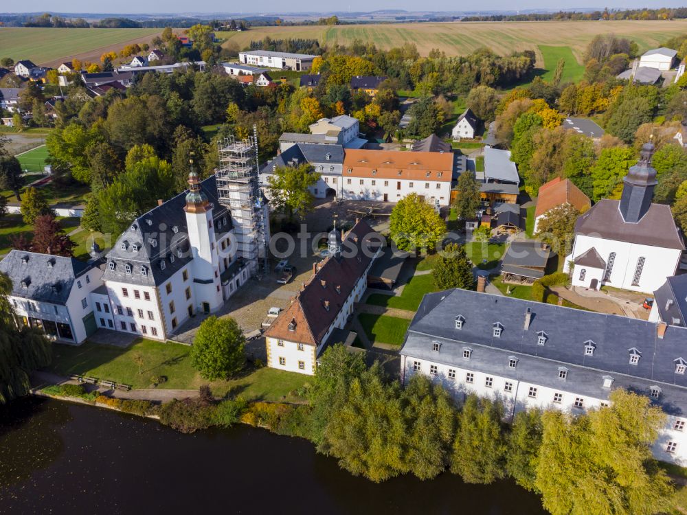 Blankenhain from the bird's eye view: Blankenhain Castle in Blankenhain near Crimmitschau used to belong to a manor and is today, together with the German Agricultural Museum located on the grounds, a museum complex that is unique in Germany. In Blankenhain in the state of Saxony, Germany