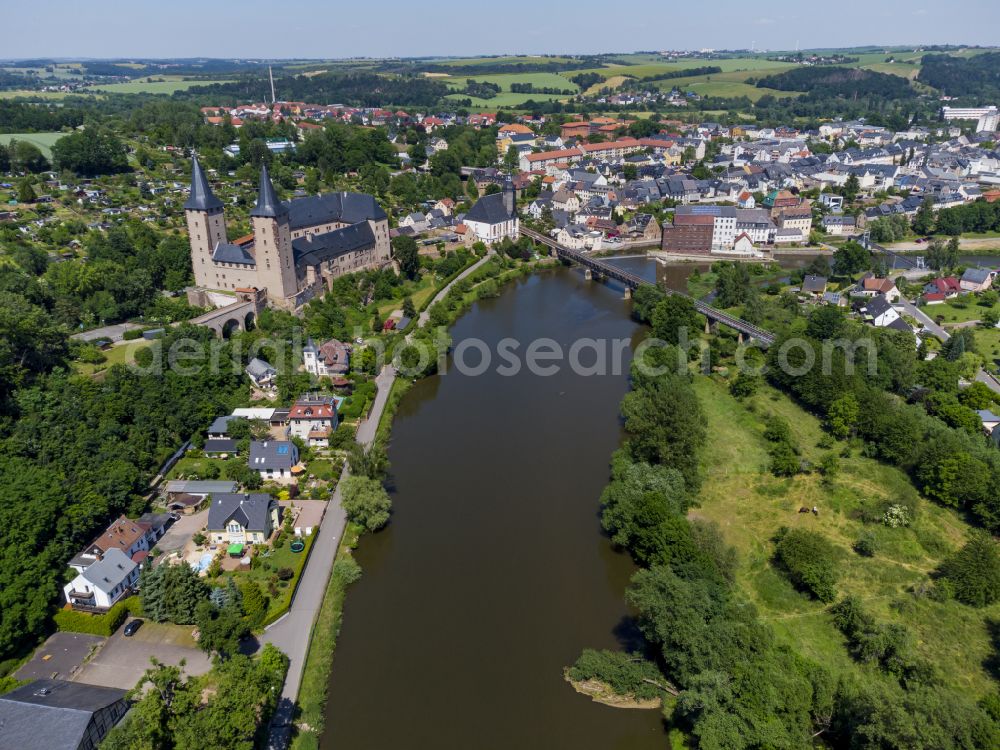 Aerial photograph Rochlitz - Autumnal colored vegetation view of Rochlitz Castle in Rochlitz on the river Mulde in the state of Saxony, Germany