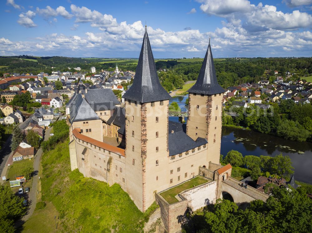 Aerial photograph Rochlitz - Autumnal colored vegetation view of Rochlitz Castle in Rochlitz on the river Mulde in the state of Saxony, Germany