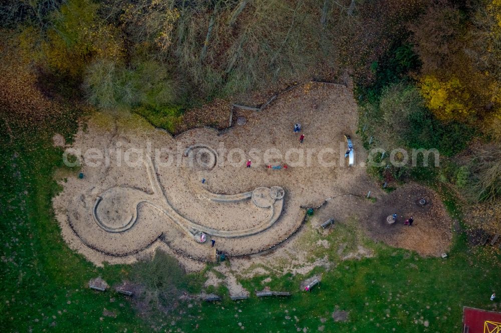 Witten from above - Autumnal discolored vegetation view playground Spielplatz Hohenstein in Witten in the state North Rhine-Westphalia, Germany