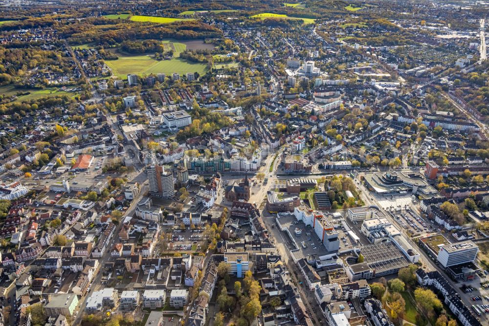 Aerial photograph Herne - Autumnal discolored vegetation view city view on down town in Herne at Ruhrgebiet in the state North Rhine-Westphalia, Germany