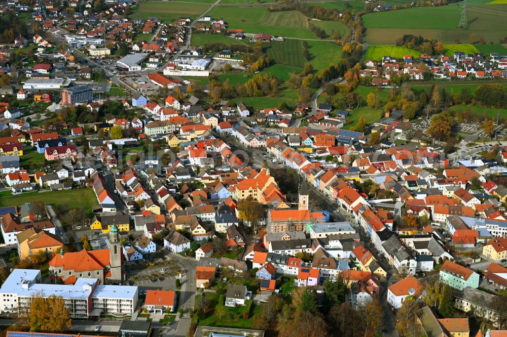 Aerial photograph Vohenstrauß - Autumnal discolored vegetation view city view on down town in Vohenstrauss in the state Bavaria, Germany