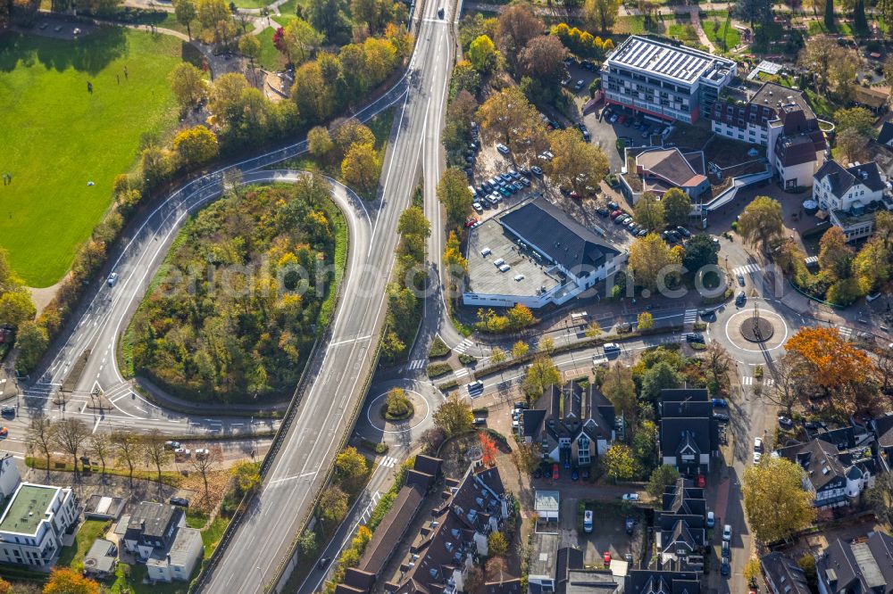 Herdecke from above - Autumnal discolored vegetation view street - road guidance in Bereich Hagener Strasse - Hensteyseestrasse in Herdecke at Ruhrgebiet in the state North Rhine-Westphalia, Germany