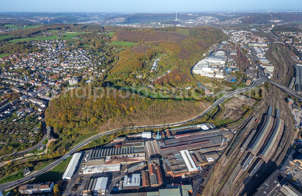 Hagen from above - Autumnal discolored vegetation view Technical facilities and production halls of the Deutsche Edelstahlwerke in the industrial area in Hagen in the Ruhr area in the state of North Rhine-Westphalia, Germany