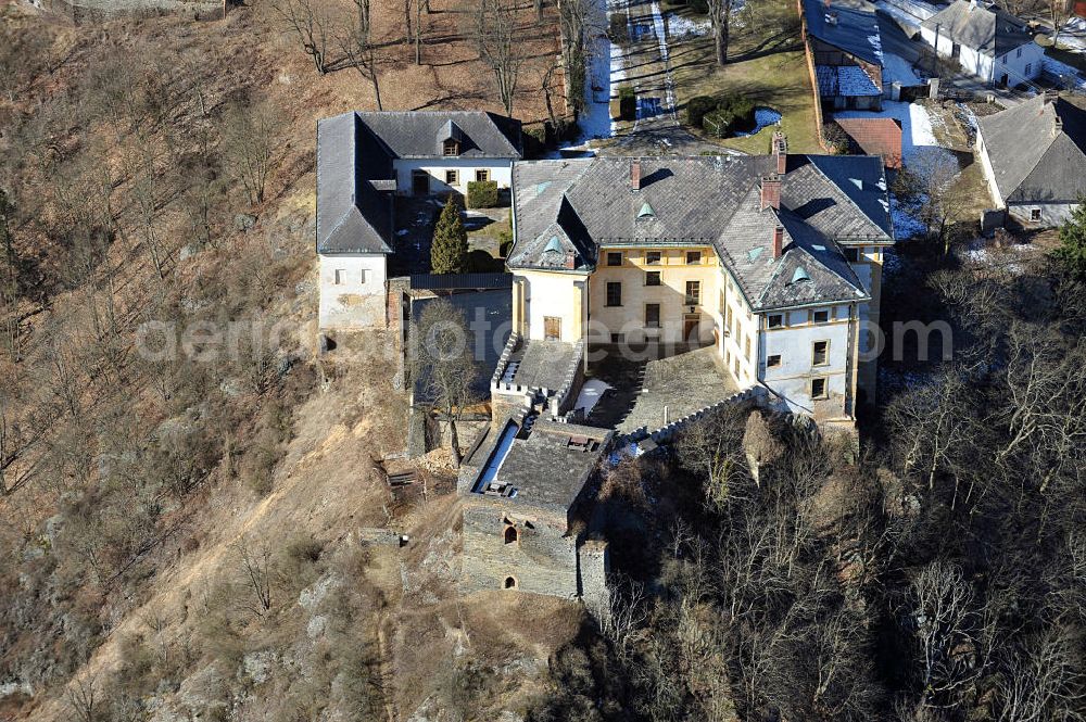 Aerial image Rabstejn nad Strelou / Rabenstein an der Schnelle - Ein Herrenhaus im Dorf Rabstejn nad Strelou / Rabenstein an der Schnelle in der Region Plzensky kraj / Pilsen in der Tschechischen Republik. A manor in the village Rabstejn nad Strelou in the region Plzensky kraj in Czech Republic.