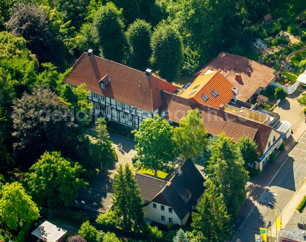 Aerial image Stift Quernheim - Herrenhaus mansion in Stift Quernheim in the state of North Rhine-Westphalia. The historic building was built in the 17th century