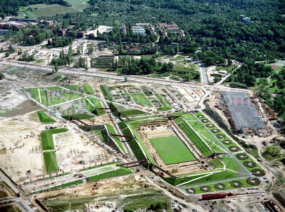 Potsdam from above - Herrichtung des BUGA - Geländes auf dem ehem. russ. Kasernengelände am Bornstadter Feld in Potsdam.