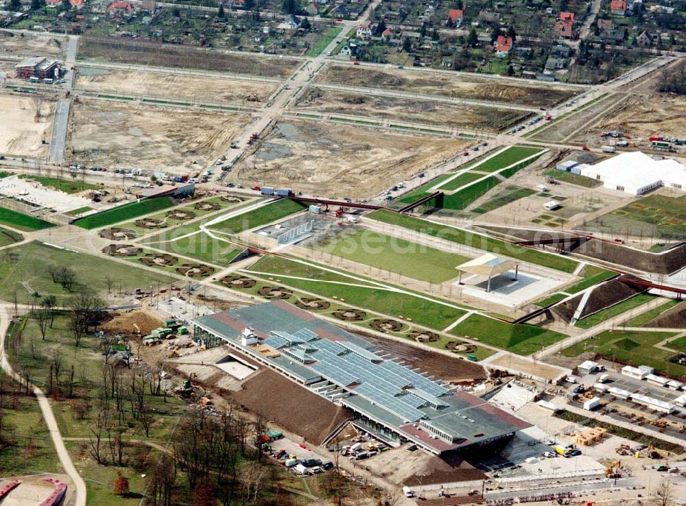 Aerial photograph Potsdam / BRB - Herrichtung des BUGA - Geländes auf dem ehem. russ. Kasernengelände am Bornstadter Feld in Potsdam.