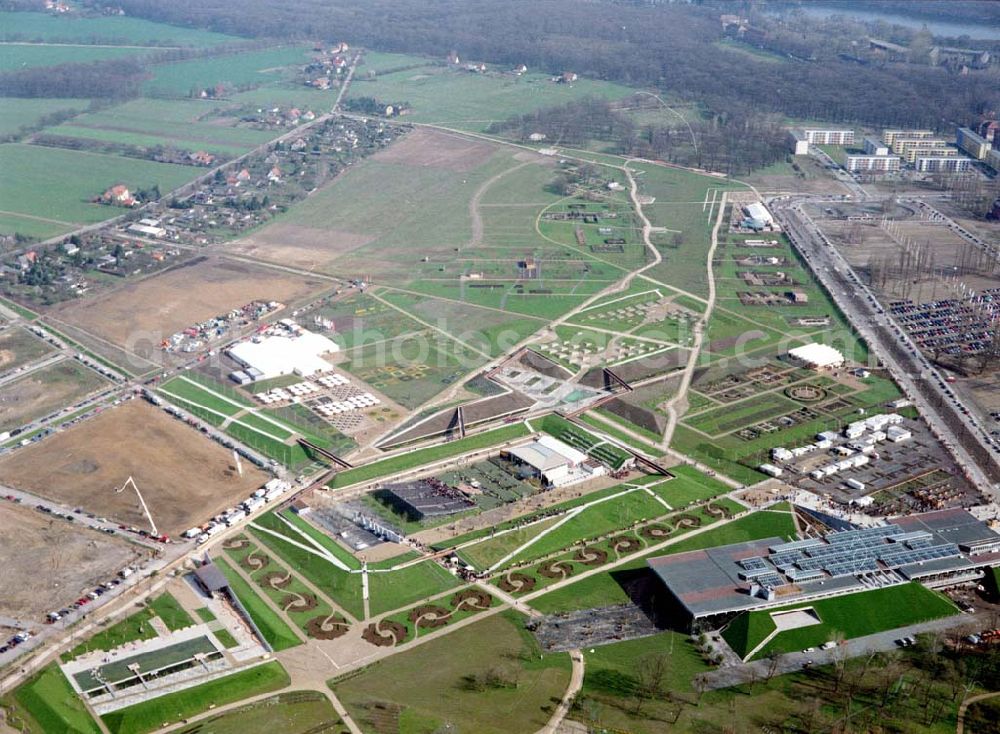 Aerial image Potsdam - Herrichtung des BUGA - Geländes auf dem ehem. russ. Kasernengelände am Bornstadter Feld in Potsdam.