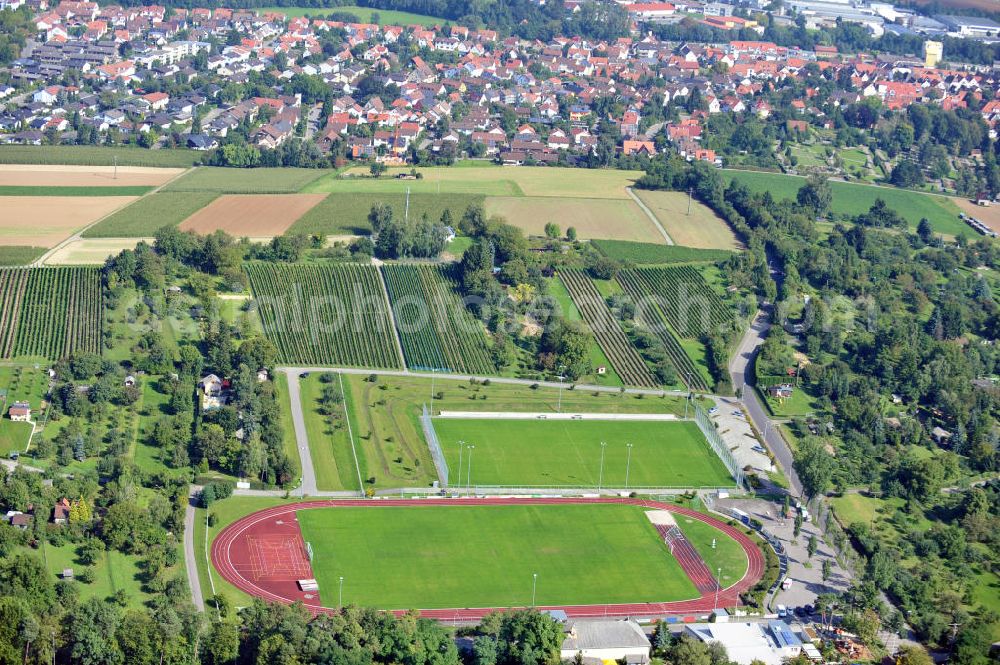 Leingarten from the bird's eye view: Heuschelberg-Stadion und Trainingsplatz des Sportverein Leingarten 1895 e.V. in Baden-Württemberg. Heuschelberg-Stadium and training ground of the society Sportverein Leingarten 1895 e.V. in Baden-Wuerttemberg.