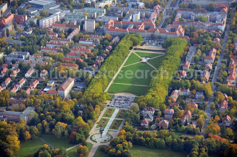 Stettin from the bird's eye view: View onto the present townhall of Stettinwith the park Jesna Blonia. Formerly the townhall was as land house office of the province Pomerania. Behind the townhall the Jesna Blonia (Pale Meadow) is located