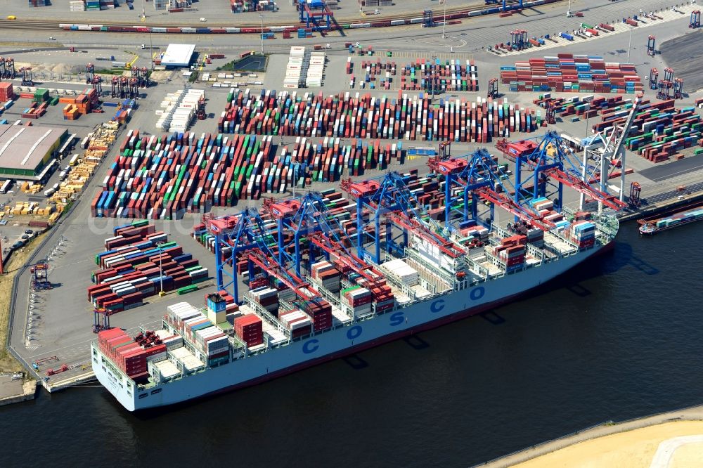 Aerial photograph Hamburg - View on container and container ships at berth HHLA Logistics Container Terminal Tollerort and Walter Hofer Euro Gate Container Terminal in the Port of Hamburg harbor in Hamburg