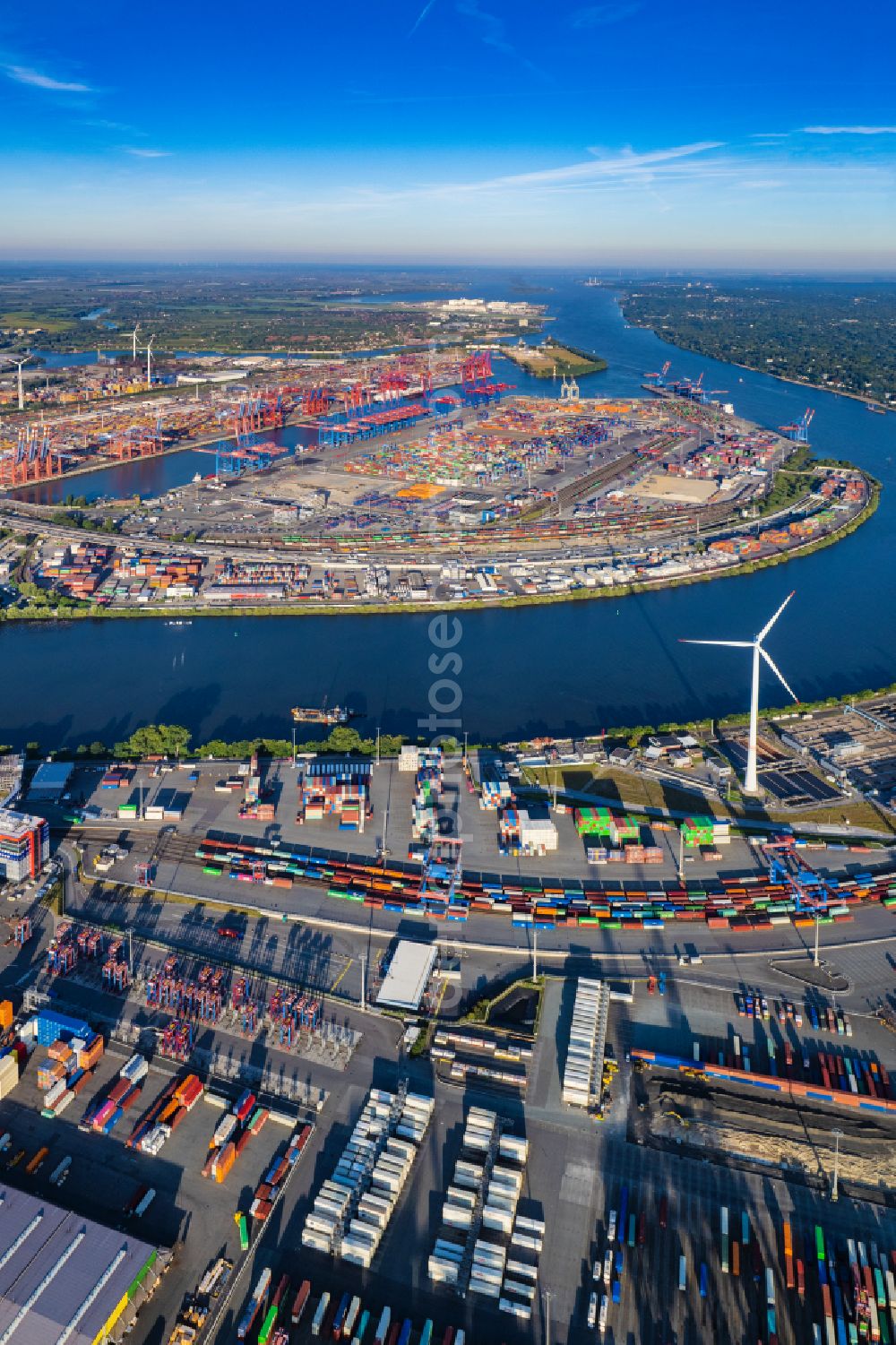 Aerial photograph Hamburg - HHLA Logistics Container Terminal at the port Waltershofer Hafen in Hamburg