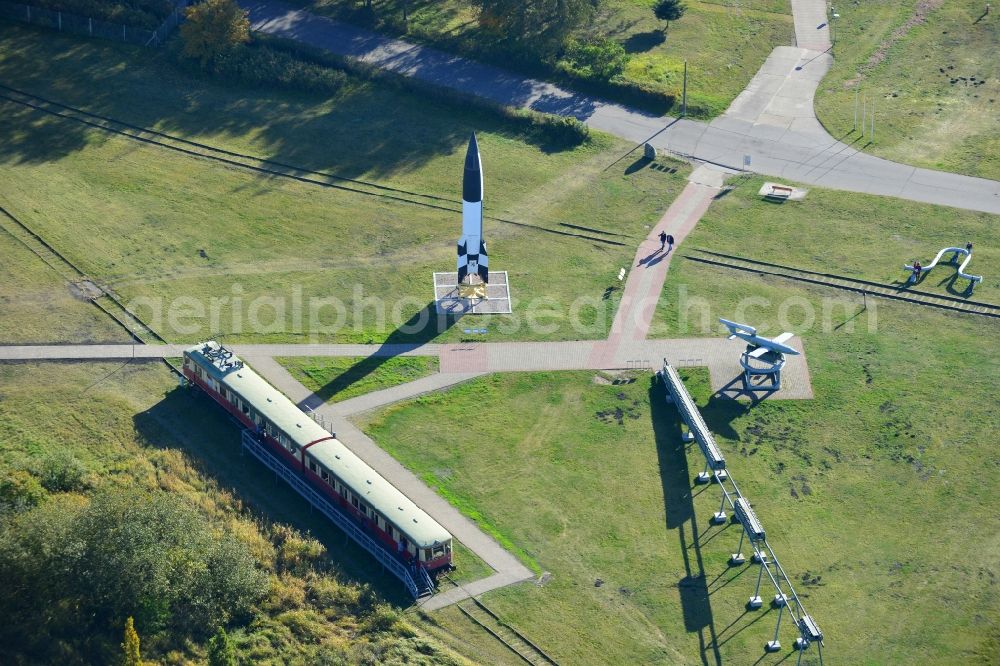 Aerial photograph Peenemünde - View of the Peenemünde Information Centre for History and Technology. Amongst the showpieces on display in the open-air part of the site are a replica V-1 flying bomb, the A4 rocket and the former Peenemünde railbus