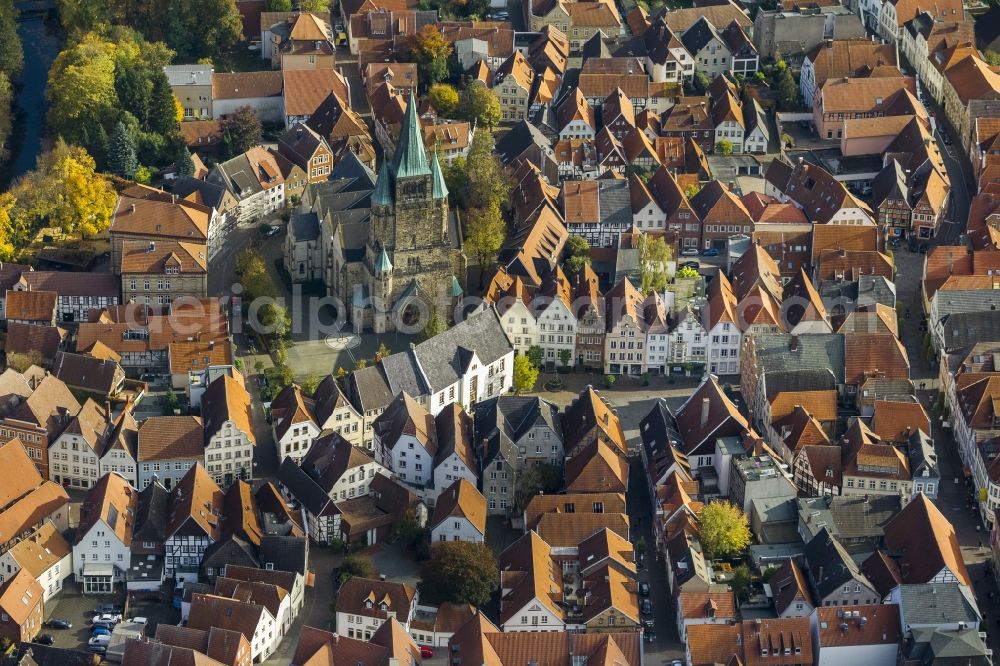 Aerial photograph Warendorf - Historic Old Town Market Square and St. Lawrence Church in Warendorf in North Rhine-Westphalia