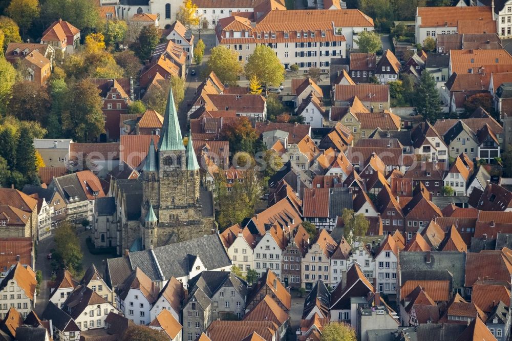 Aerial image Warendorf - Historic Old Town Market Square and St. Lawrence Church in Warendorf in North Rhine-Westphalia