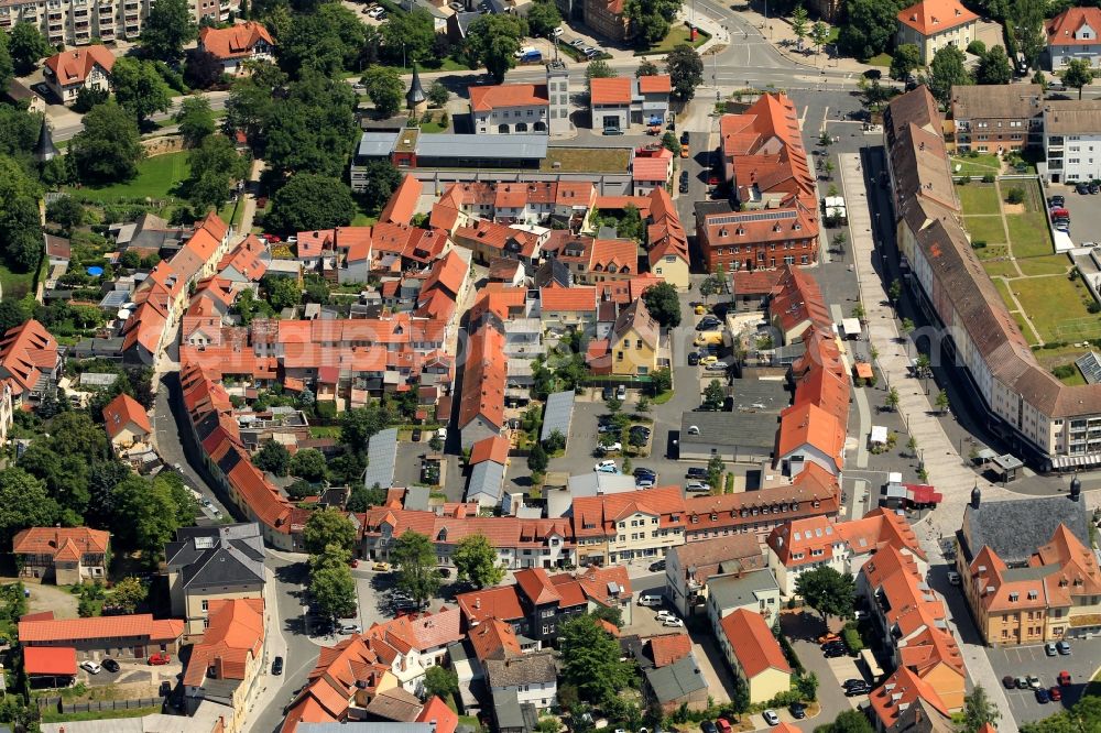 Aerial image Sömmerda - Between Market Street and Garden Street from Soemmerda in Thuringia, a residential and commercial area extends. On the western edge of the market is the historic town hall Soemmerda. The house is in the Renaissance style of the 15th century a major attraction in the old town