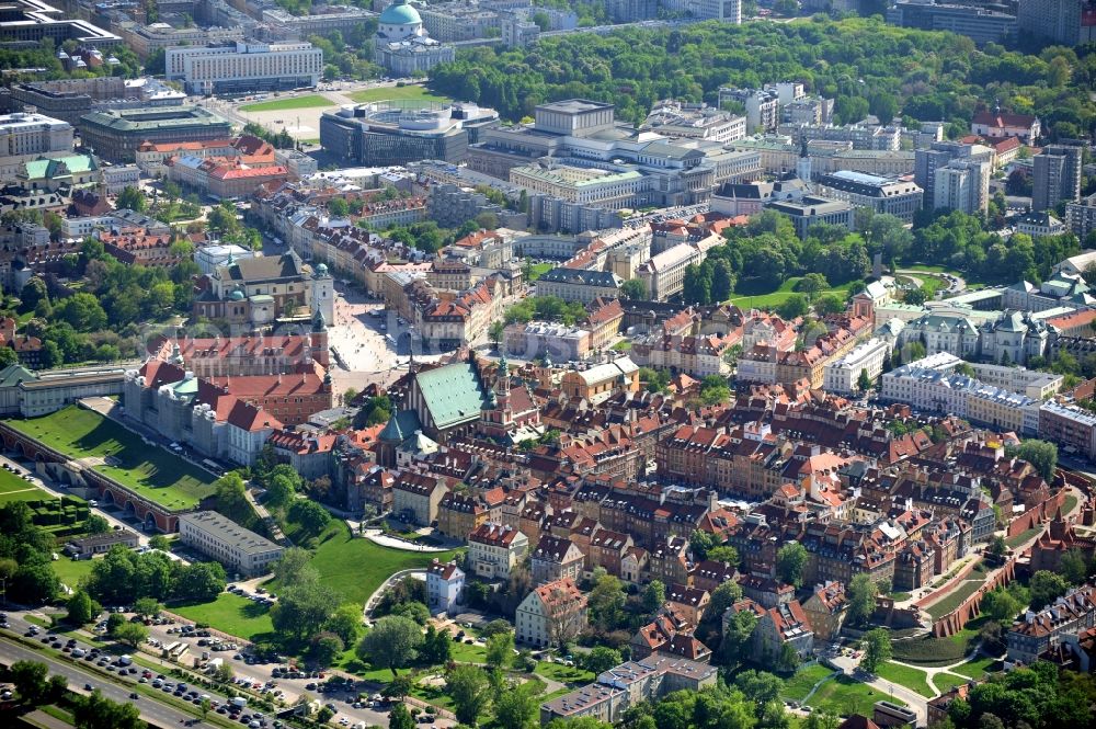 Warschau from above - Warsaw's Old Town in the Masovian Voivodeship is situated on the Vistula River and is a UNESCO World Heritage Site