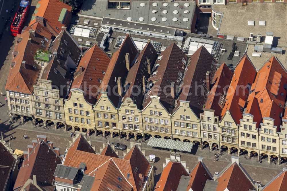 Münster from the bird's eye view: Historic buildings at the church of St. Lamberti on Prinzipalmarkt in Münster in North Rhine-Westphalia