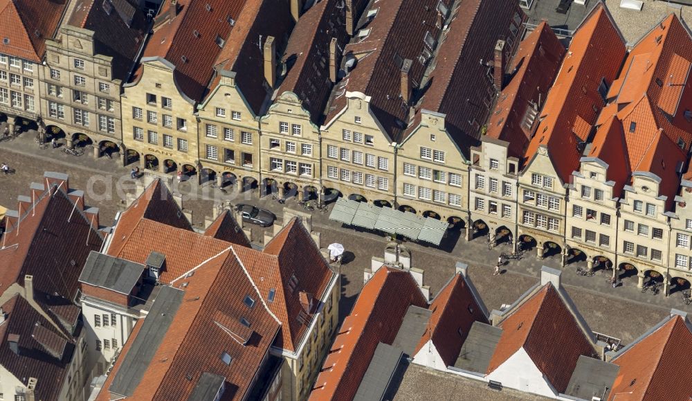 Aerial image Münster - Historic buildings at the church of St. Lamberti on Prinzipalmarkt in Münster in North Rhine-Westphalia