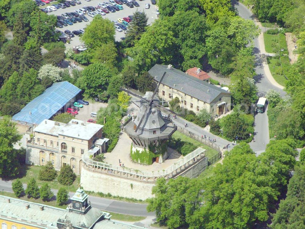 Potsdam / BRB from the bird's eye view: Blick auf die Historische Mühle am Schlosspark Sanssouci. Historische Mühle Maulbeerallee 14469 Potsdam T: (0331) 969 42 84