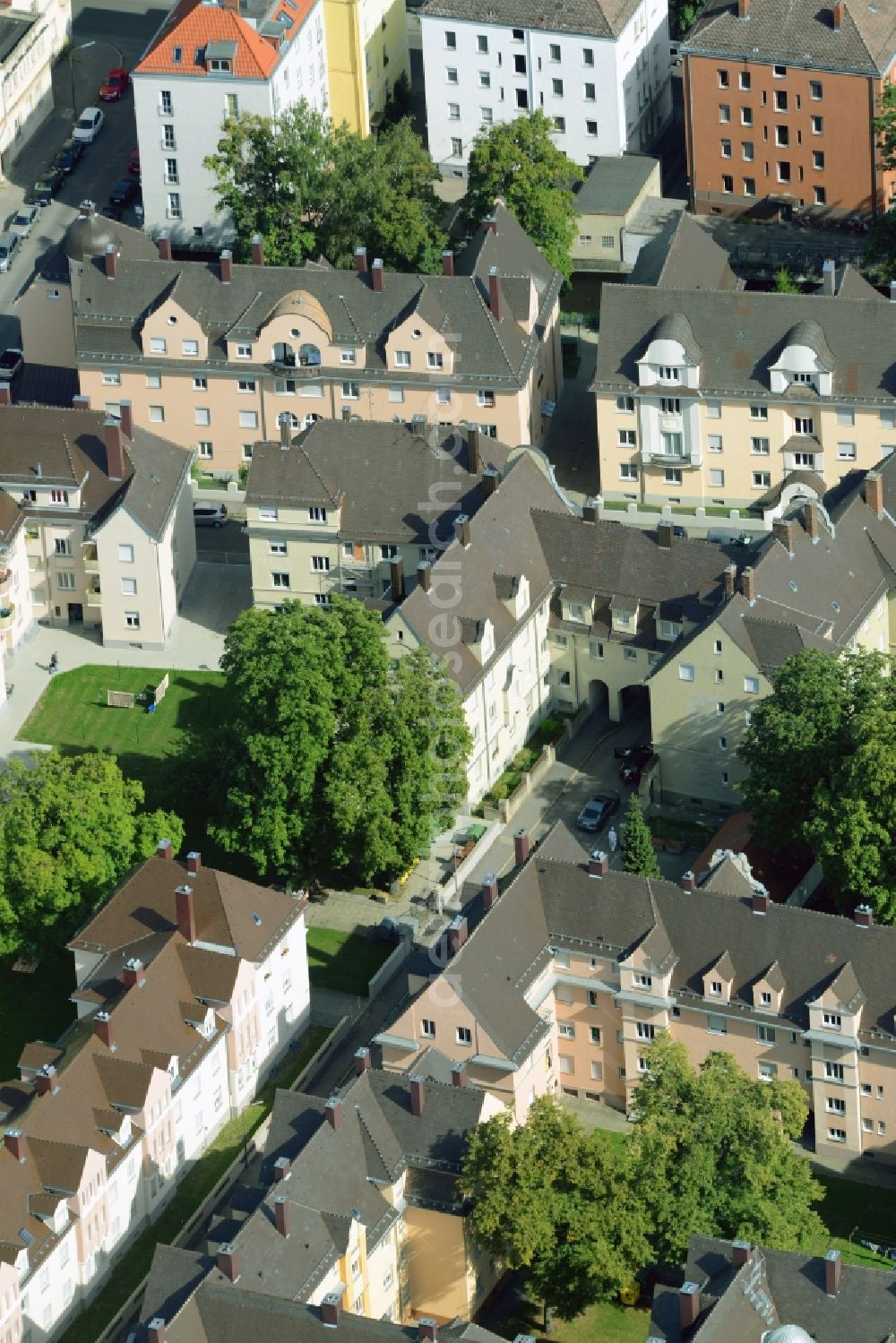 Augsburg from above - Historic residential estate with green spaces in the South of the Oberhausen part of Augsburg in the state of Bavaria