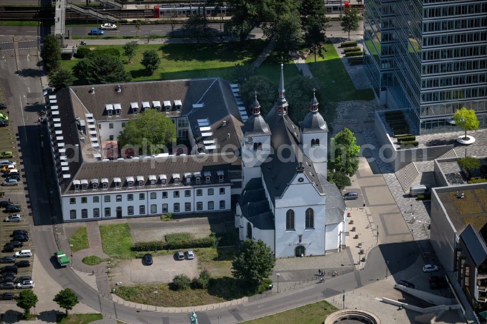 Köln from the bird's eye view: Historic church complex Abtei Deutz and church Alt St. Heribert on the Urbanstrasse in the district Deutz in Cologne in the state North Rhine-Westphalia, Germany