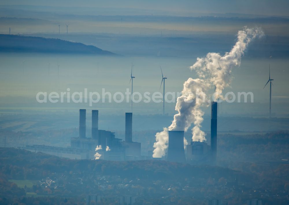 Aerial photograph Grevenbroich - Building and hall construction of the HKW combined heat and power plant and coal-fired power plant RWE Power AG in the district Frimmersdorf in Grevenbroich in the state North Rhine-Westphalia, Germany