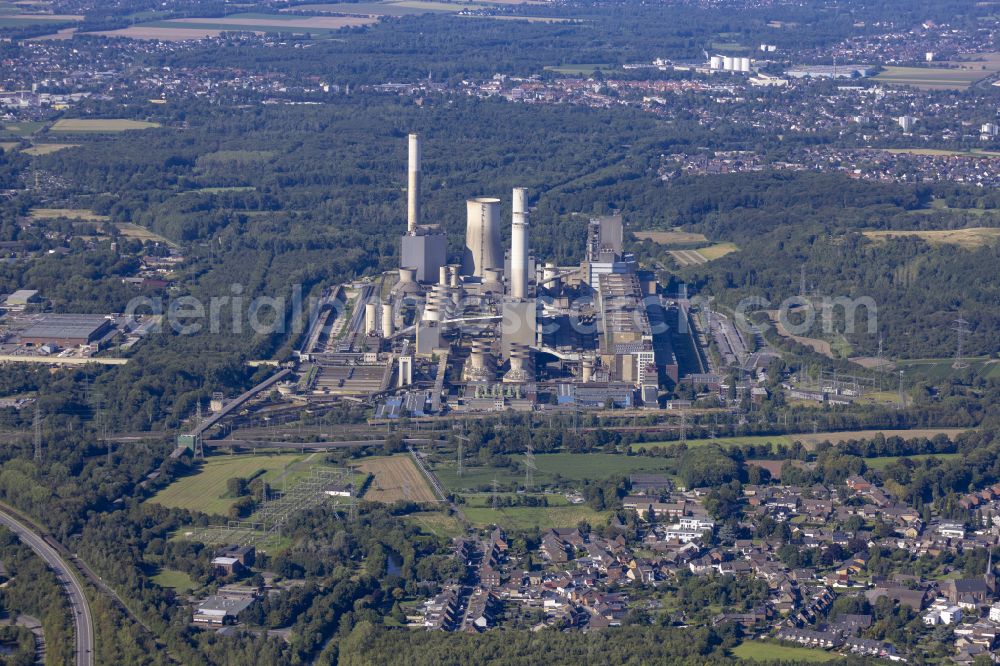 Aerial image Frimmersdorf - Building and hall construction of the CHP combined heat and power plant and coal-fired power plant RWE Power AG in the district of Frimmersdorf in Grevenbroich in the federal state of North Rhine-Westphalia, Germany