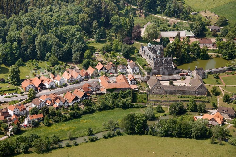 Aerial image Emmerthal - View of the Haemelschenburg in Emmerthal in the state of Lower Saxony